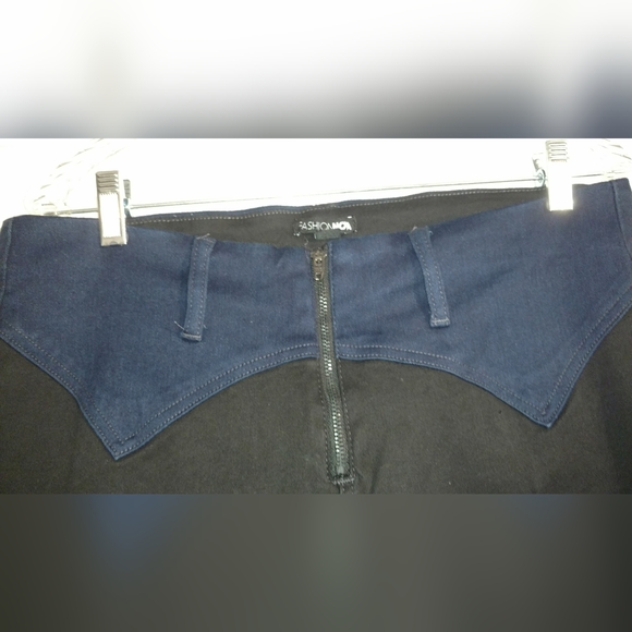 Fashion Nova Two-Toned Jeggings - Picture 3 of 7